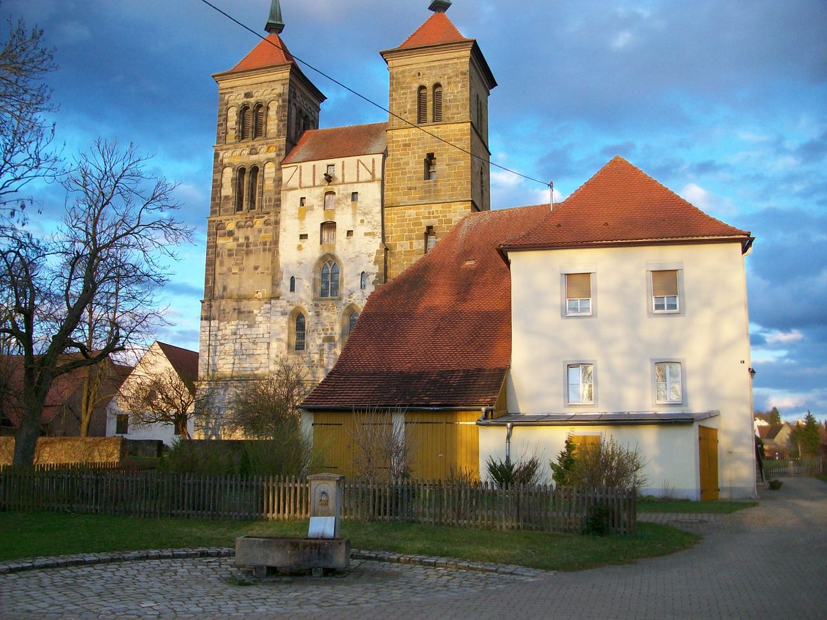 (c) Gemeinde Auhausen - Kloster_Auhausen_Prälatur.jpg